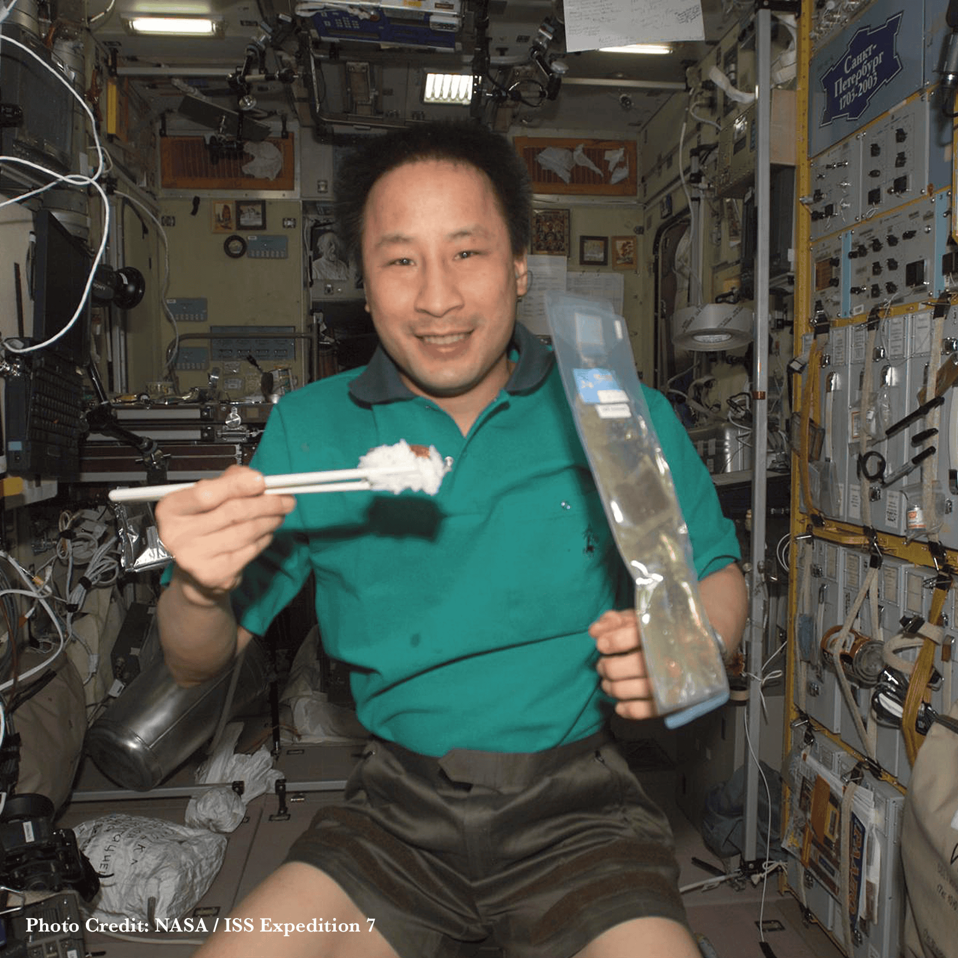 Credit: NASA / ISS Expedition 7. Food in space