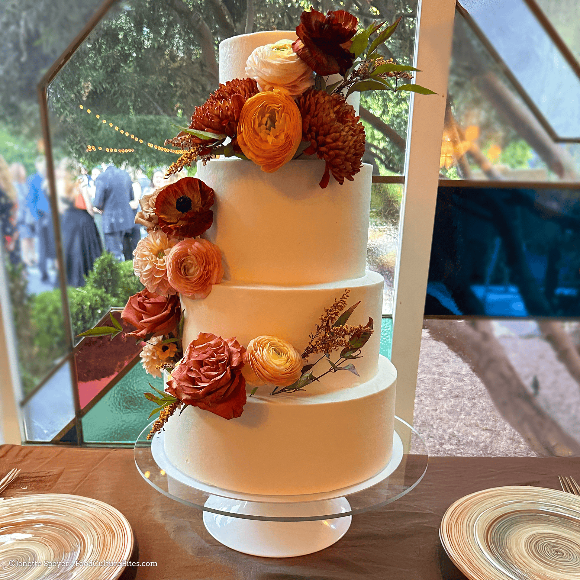 Celebrating with sweets. — wedding cake